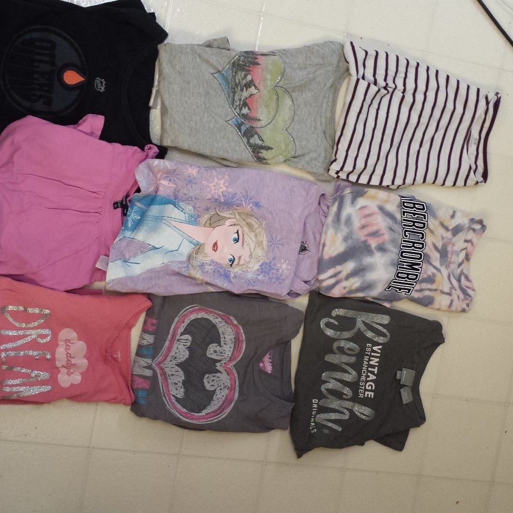 16 Name brand clothing items 7-8 in size